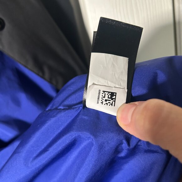 The North Face × Nordstrom collaboration Coach Jacket - Picture 9 of 10